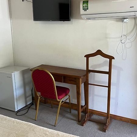Hosteria Don Costa Hotell Chos Malal Eksteriør bilde